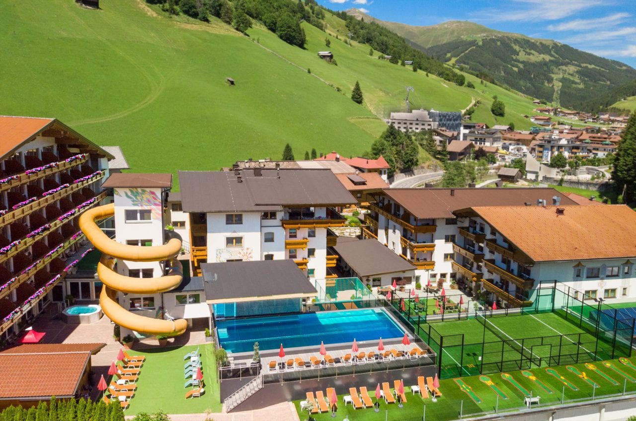 Startseite 27.03.2019 Familienhotel Zillertal